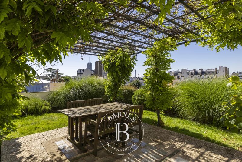 For Sale Mansion | Neuilly-sur-Seine - picture 2