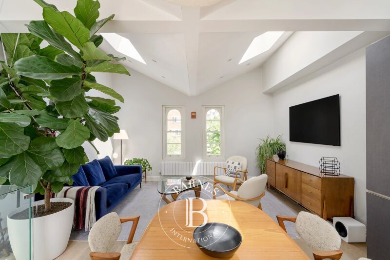 For Rent Apartment | London - picture 2