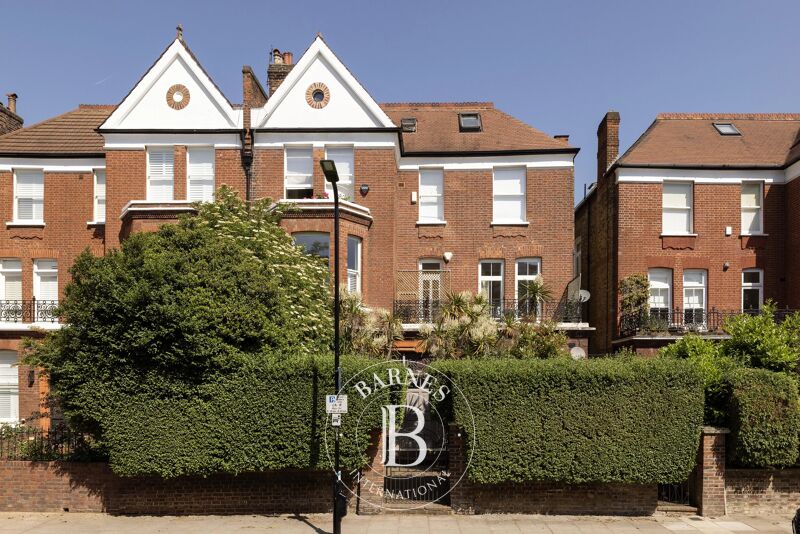 For Rent Apartment | London - picture 3