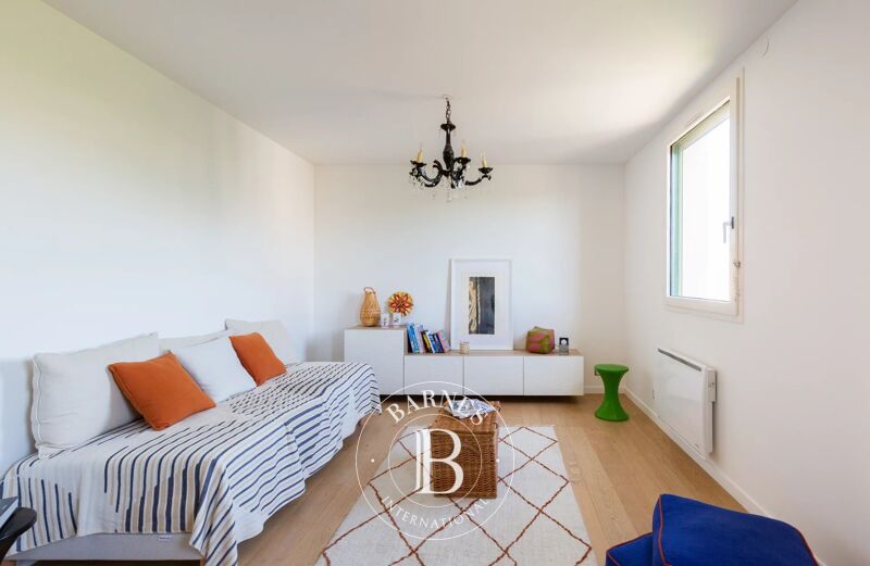 For Sale Apartment | Saint-Germain-en-Laye - picture 3