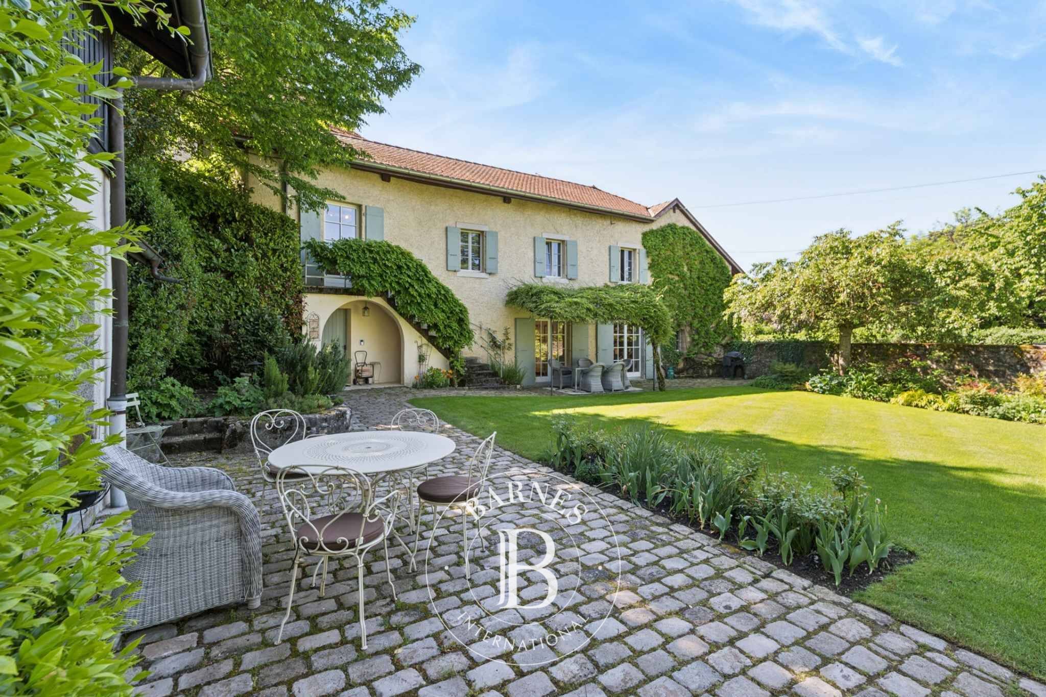 Venta Casa de pueblo | Presinge - picture 1