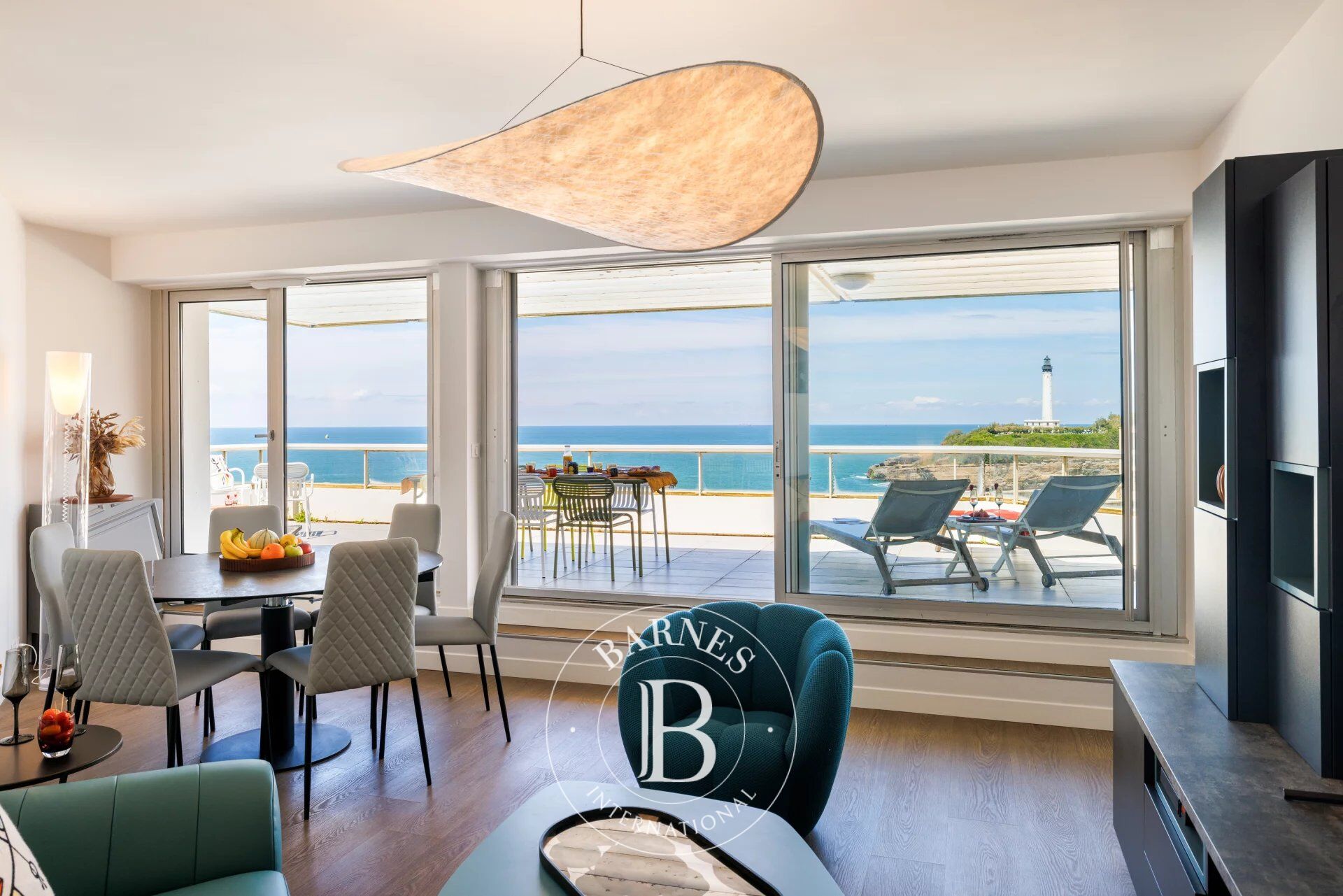 SILHOUETTE - Appartement lumineux entre plage et phare – 1 chambre & 1 salle de bain – 2 occupants– Biarritz - picture 1