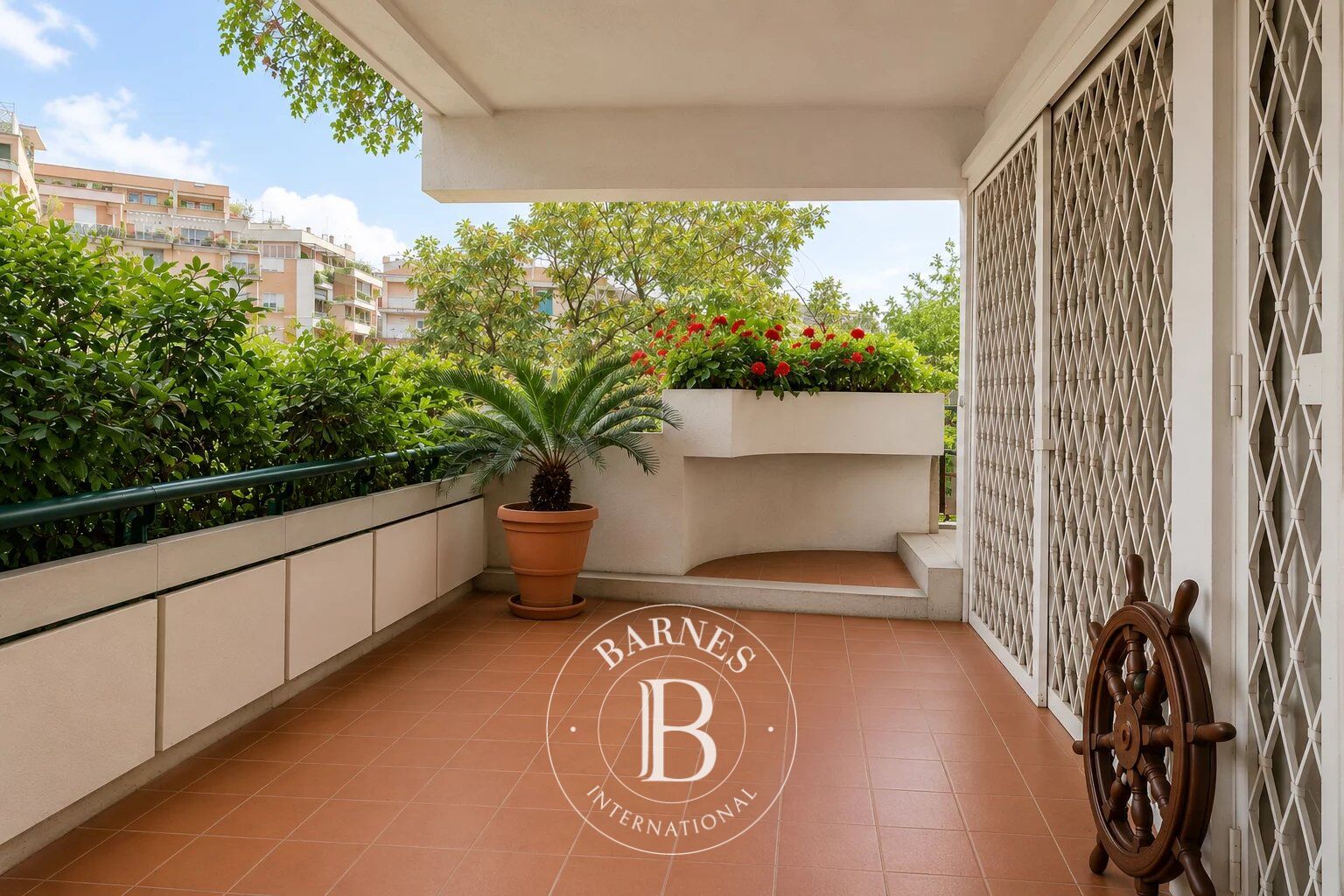 Prestigious apartment in the Farnesina area - picture 3