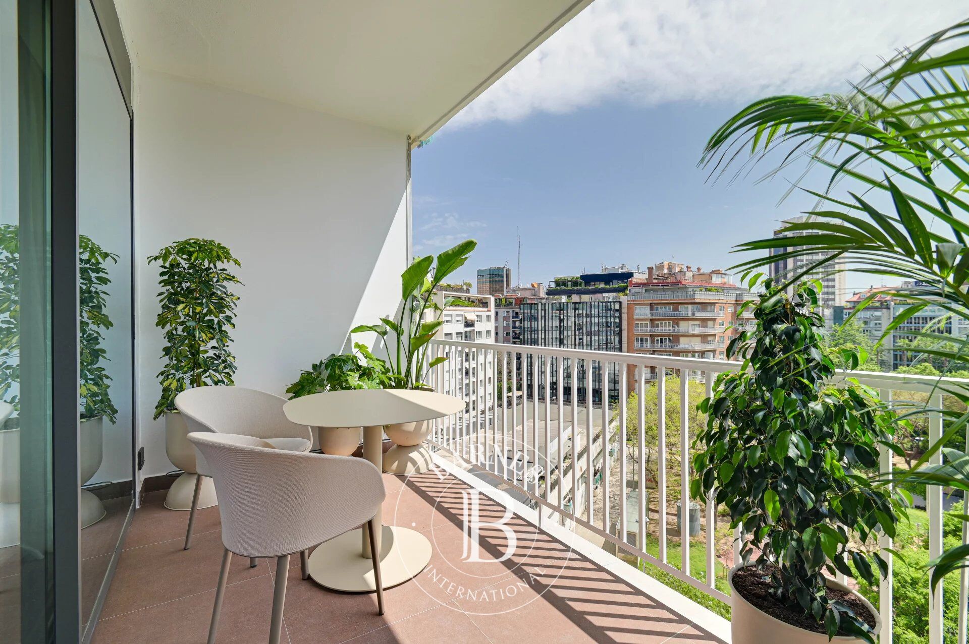 Appartement de design spectaculaire avec terrasse et suite parentale près du Turó Park - picture 2