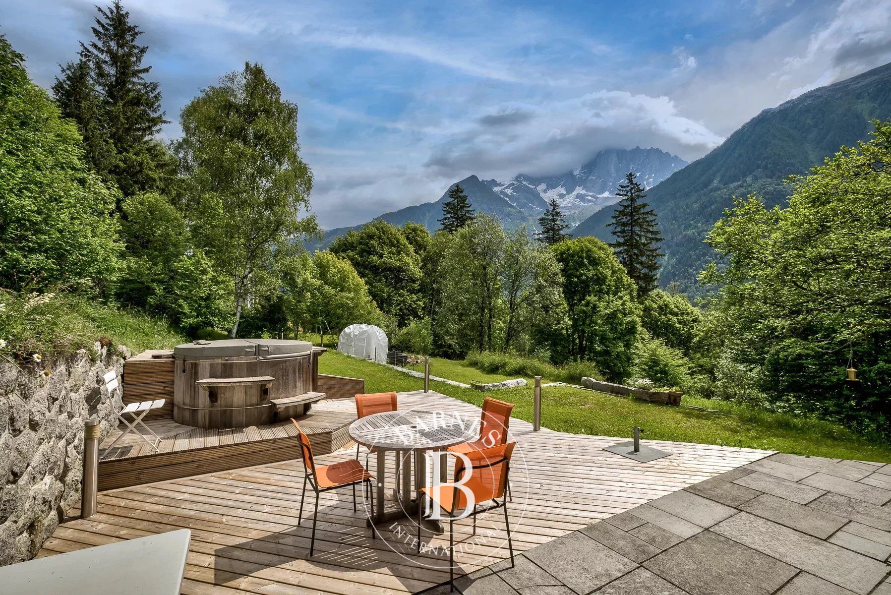 Chalet Chamonix-Mont-Blanc - picture 1