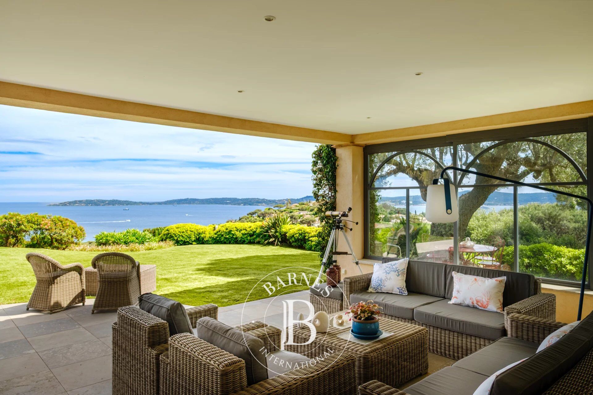 Propriété de caractère avec vue mer panoramique – Domaine privé à Sainte-Maxime - picture 3