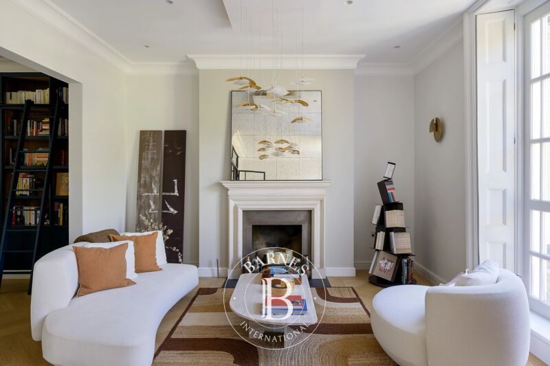 For Rent House | London - picture 3