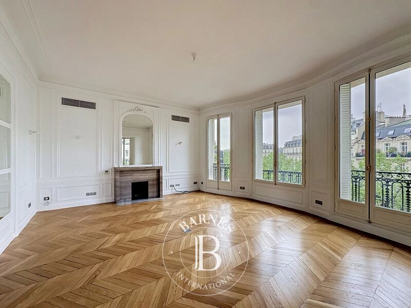 À louer Appartement | Paris 8ème - picture 2