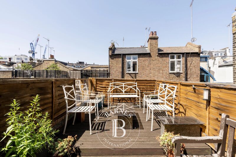 For Rent House | London - picture 3