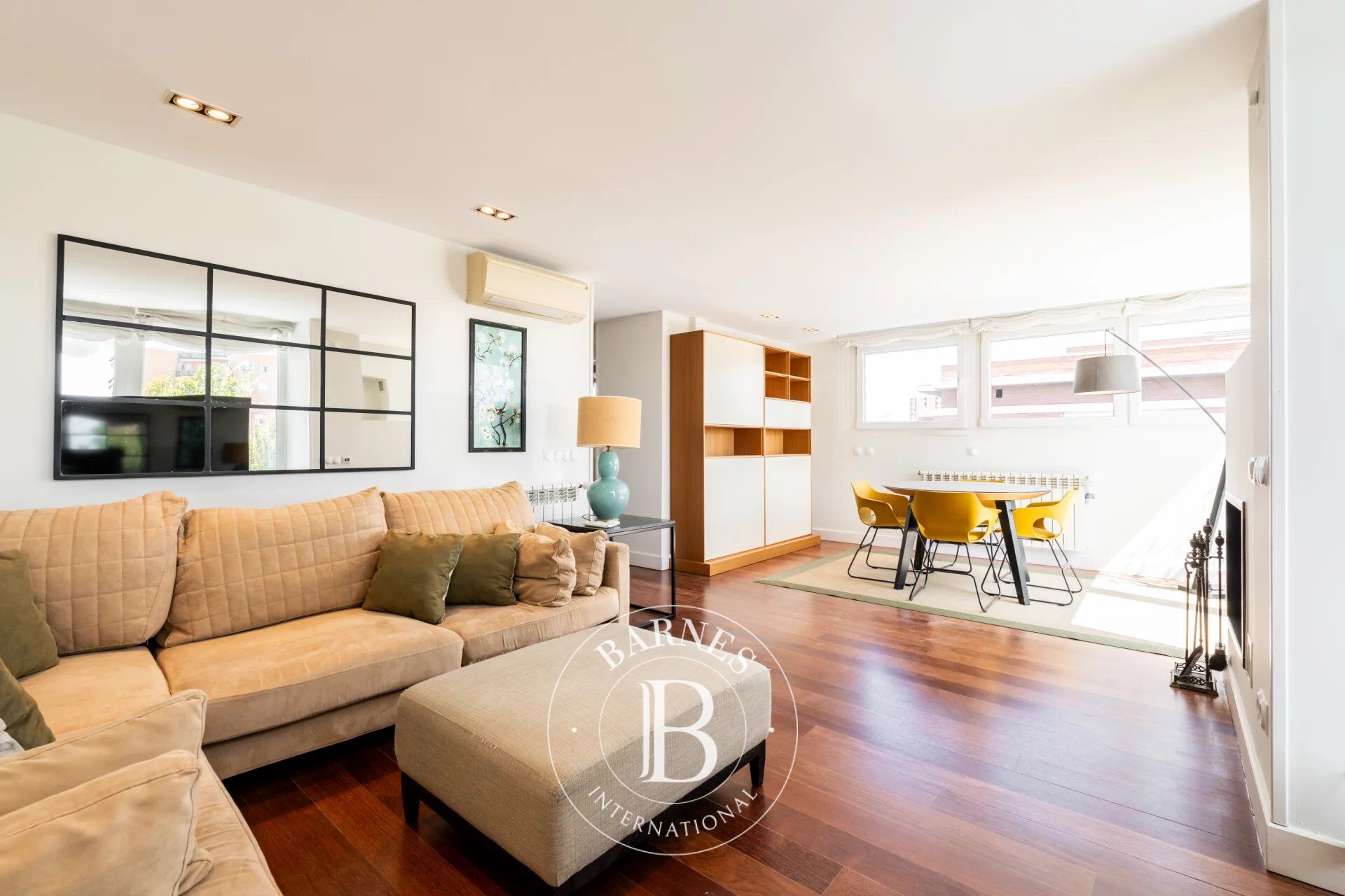 Paseo de la  Castellana ,Exklusive Duplex-Penthousewohnung mit Panoramaterrasse am Paseo de la Castellana - picture 2