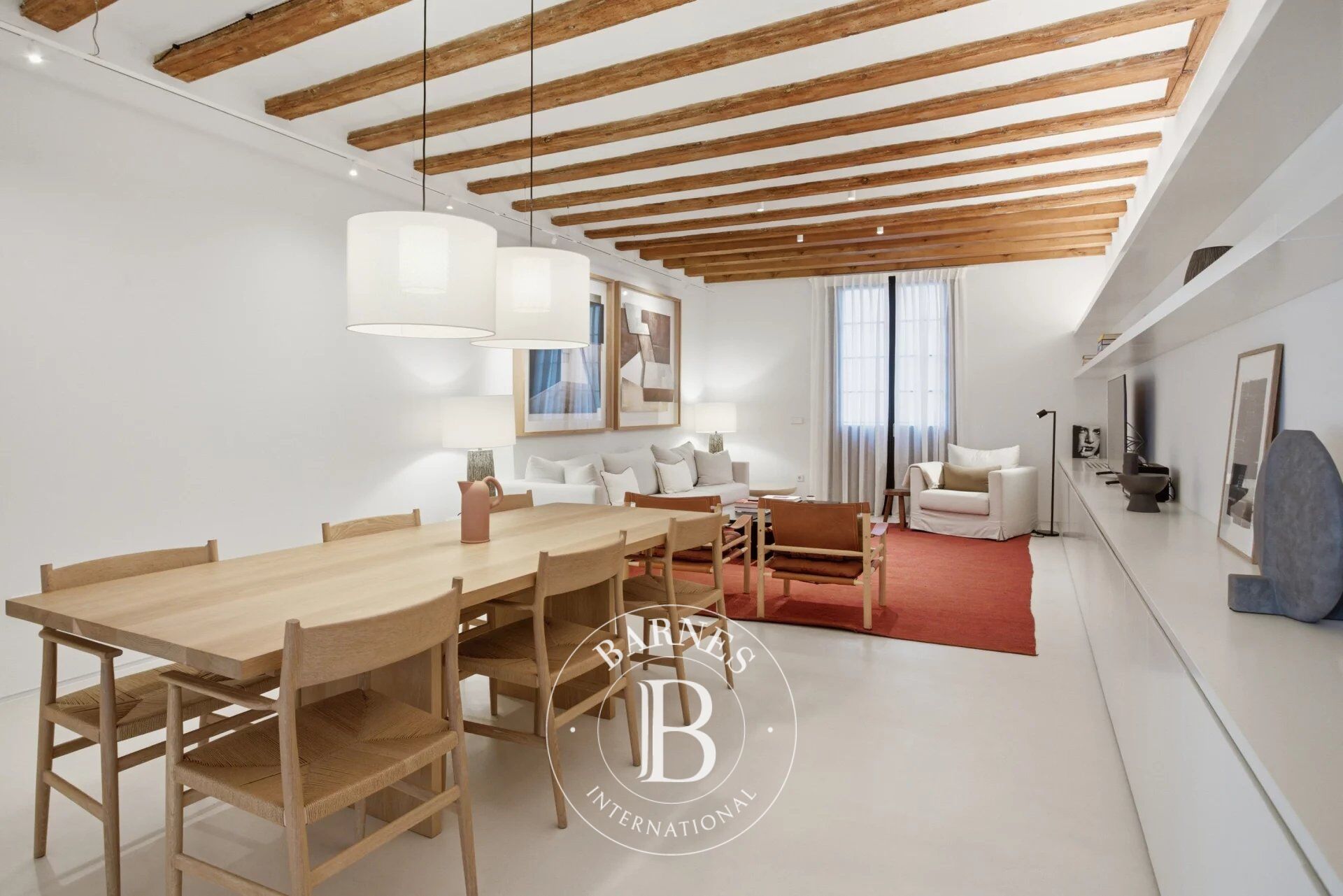 Résidence élégante de 170 m² avec 3 chambres et équipements haut de gamme dans le quartier gothique de Barcelone - picture 3