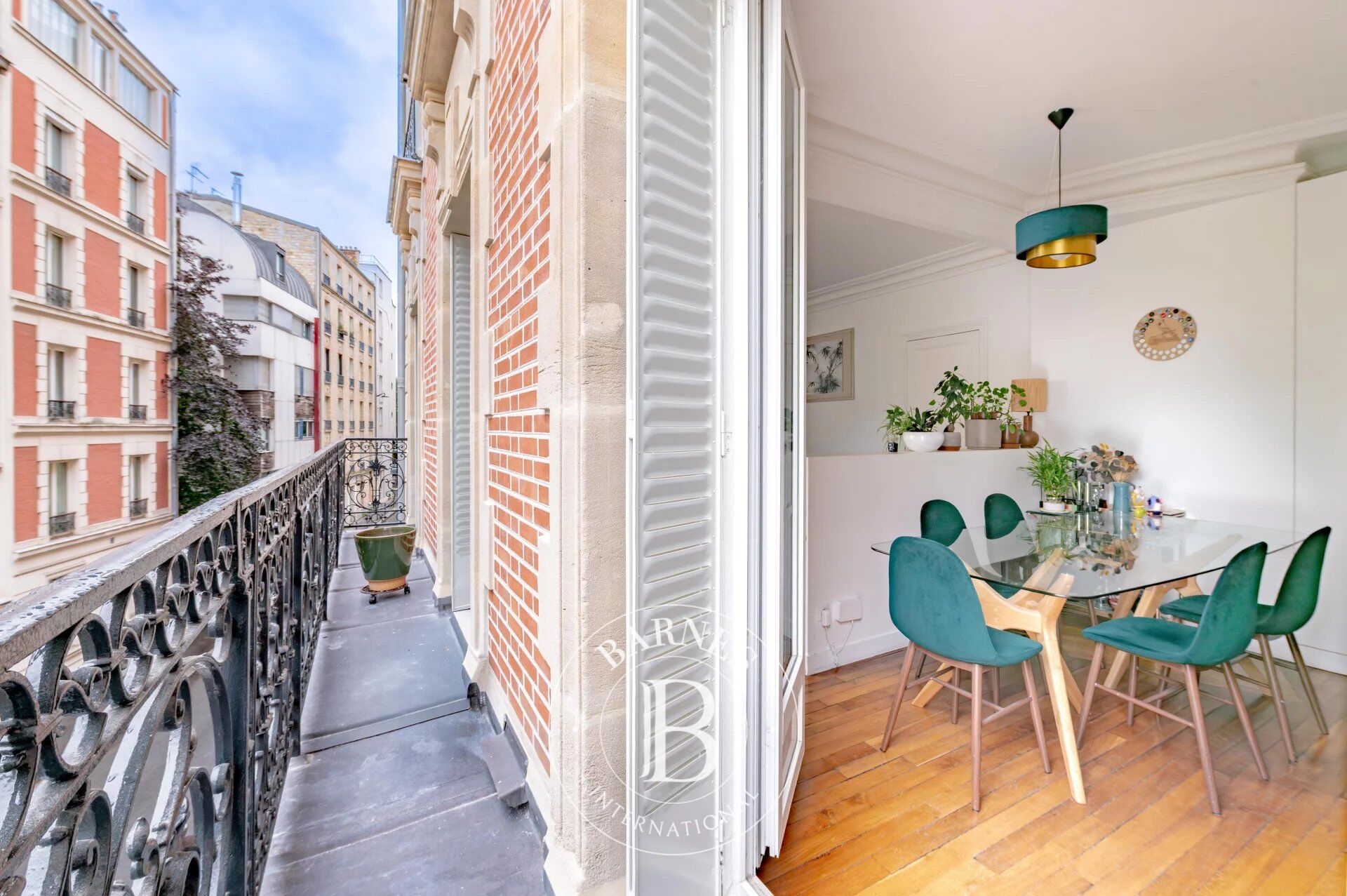 Paris 14 - Plaisance - Appartement familial - Large balcon filant - picture 1