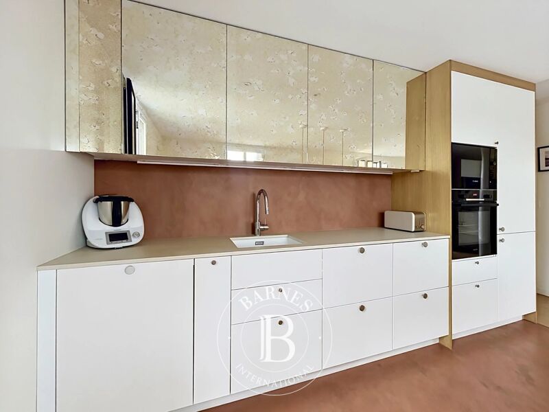 For Rent Apartment | Levallois-Perret - picture 3