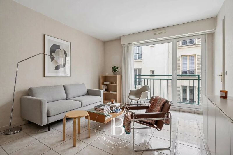 For Sale Apartment | Paris 10ème - picture 2