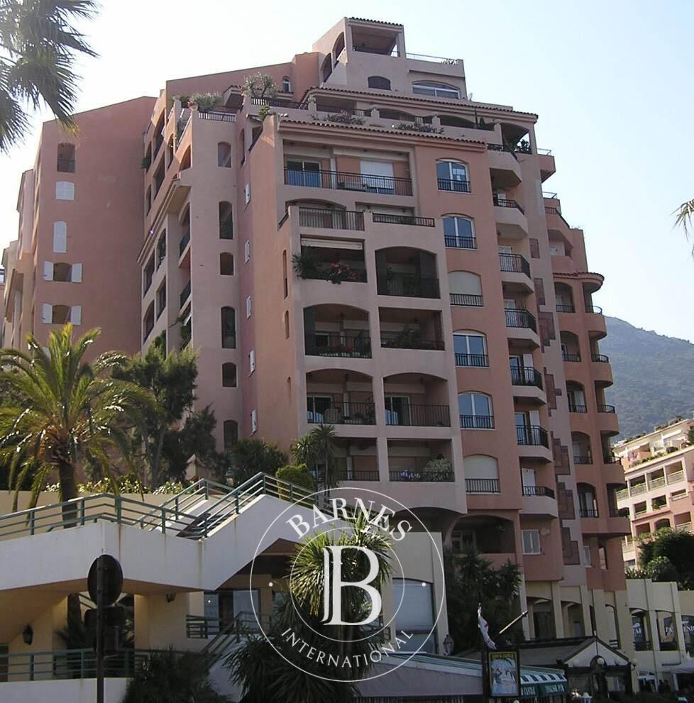 FONTVIEILLE - BOX FERME - GRAND LARGE - picture 3