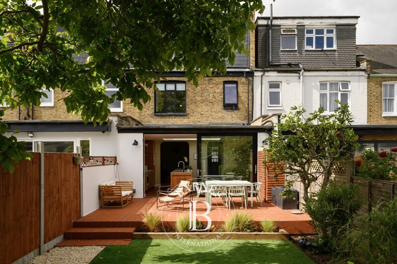 For Rent House | London - picture 1