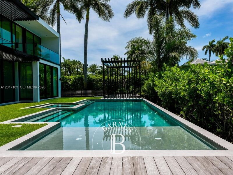 For Sale House | Miami - picture 2
