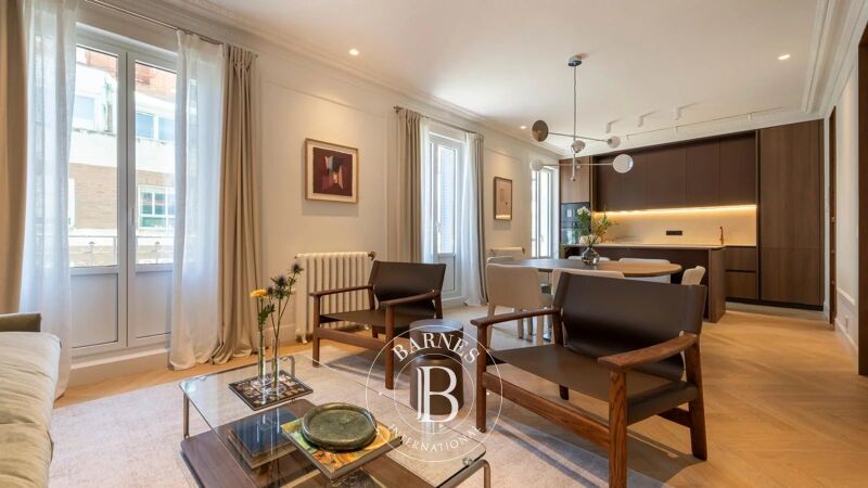 For Sale Apartment | Madrid - picture 2