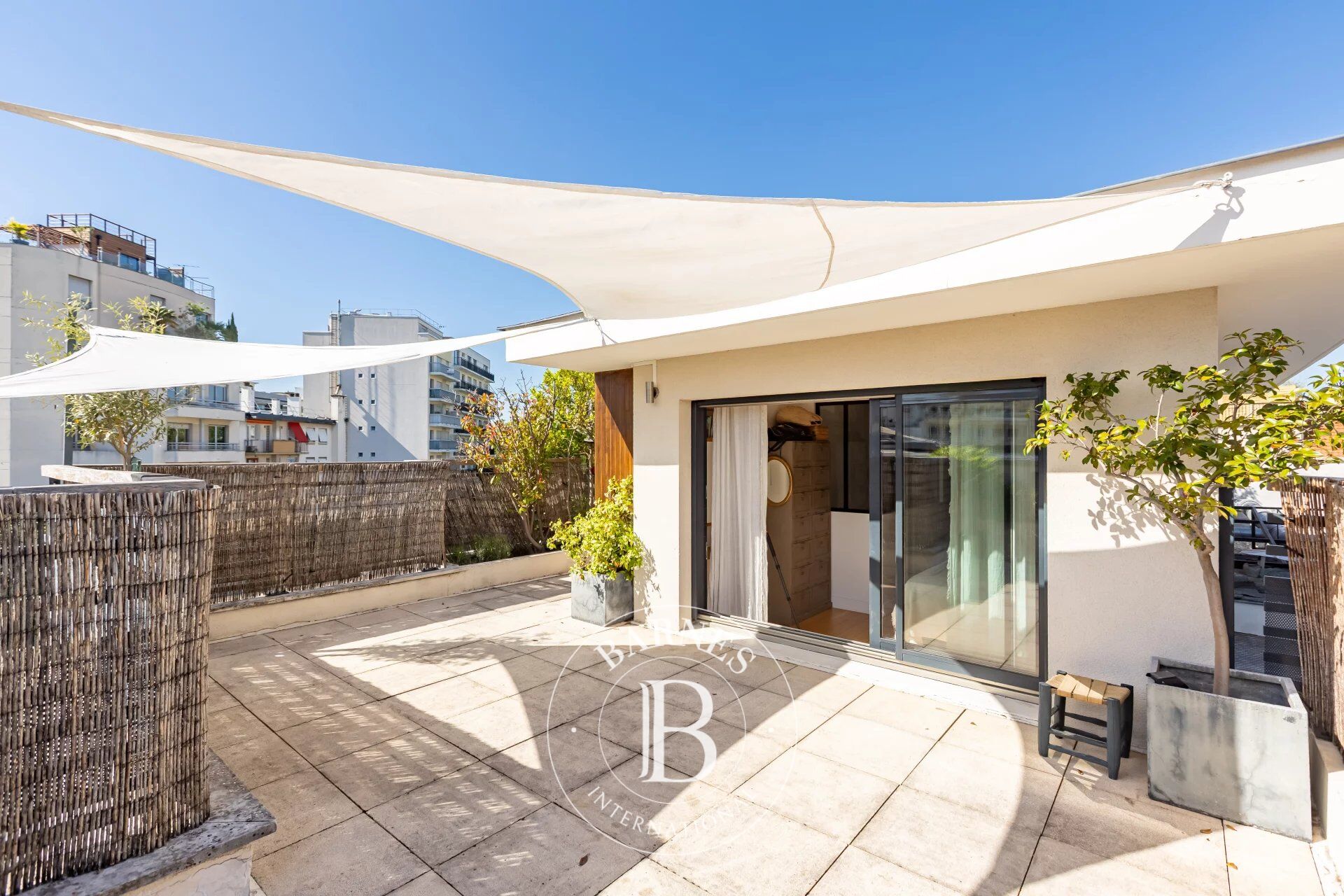Boulogne Saint François - Rare - Appartement en duplex  avec terrasses - picture 3
