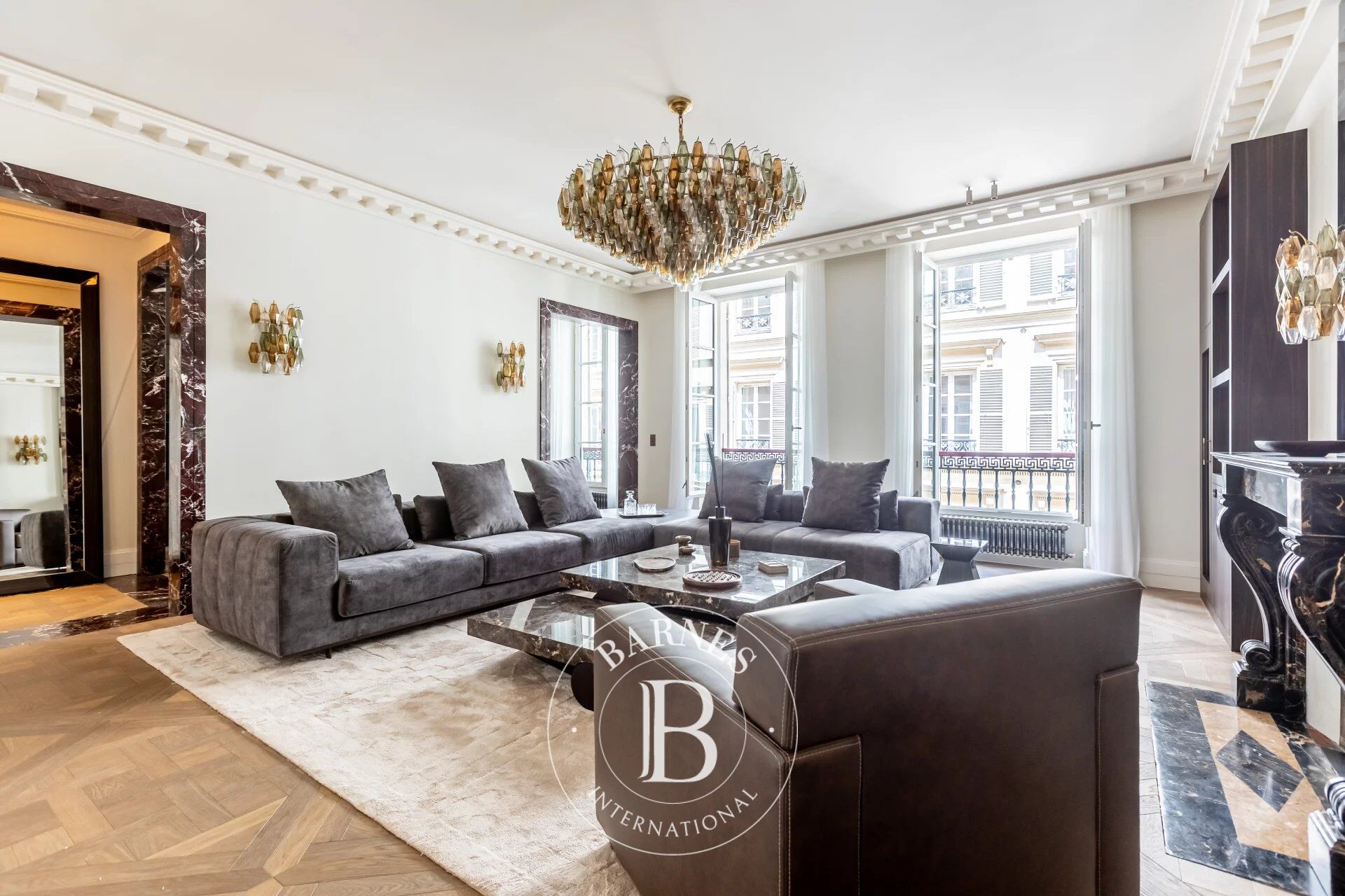 Paris 8th district - Rivoli / Place Vendôme - Renovated and furnished apartment - 3 suites - picture 1