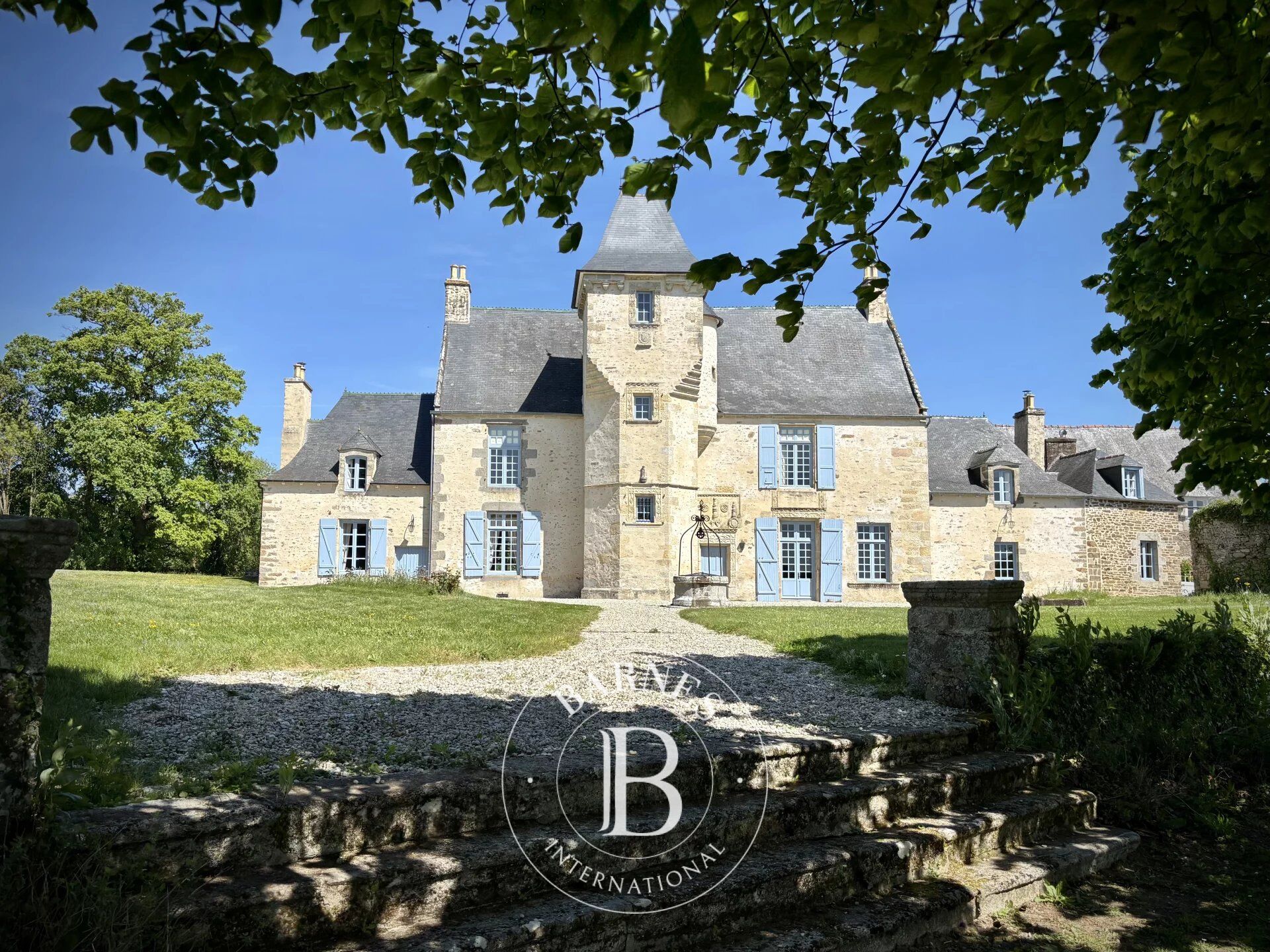 Castello Saint-Samson-sur-Rance - picture 1