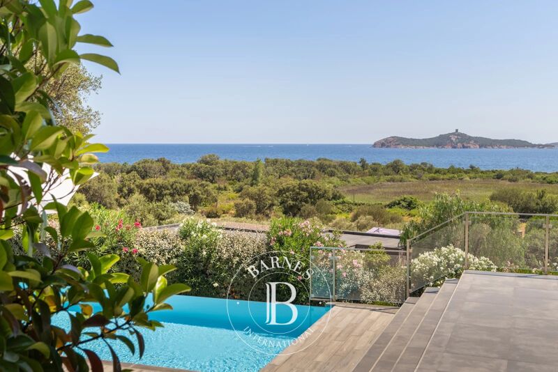 À louer Villa | Sainte-Lucie-de-Porto-Vecchio - picture 3
