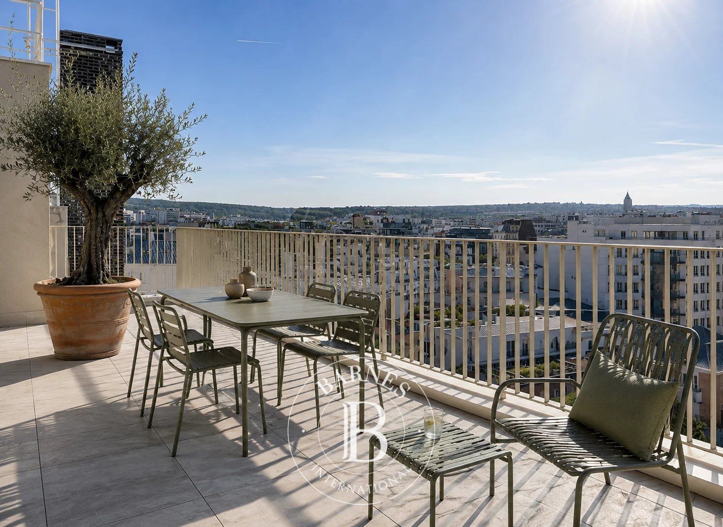 DERNIER ÉTAGE TERRASSE 4 PIÈCES BOULOGNE - picture 1