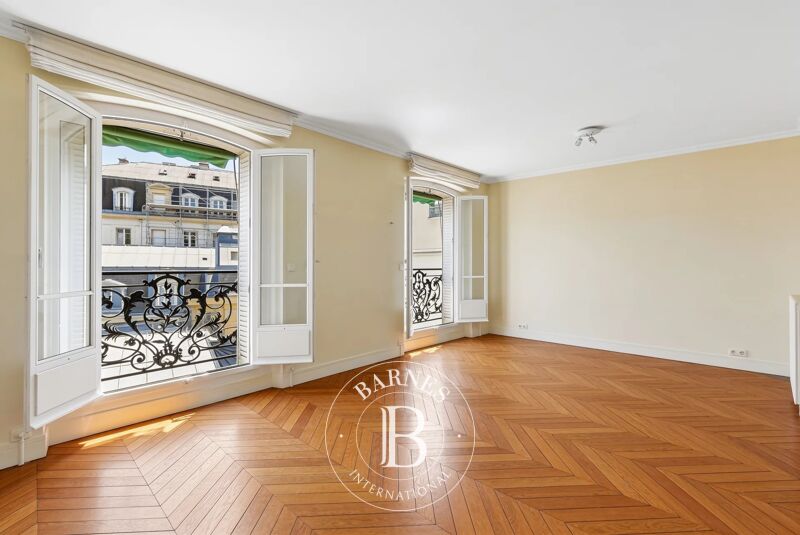 For Sale Apartment | Paris 7ème - picture 3