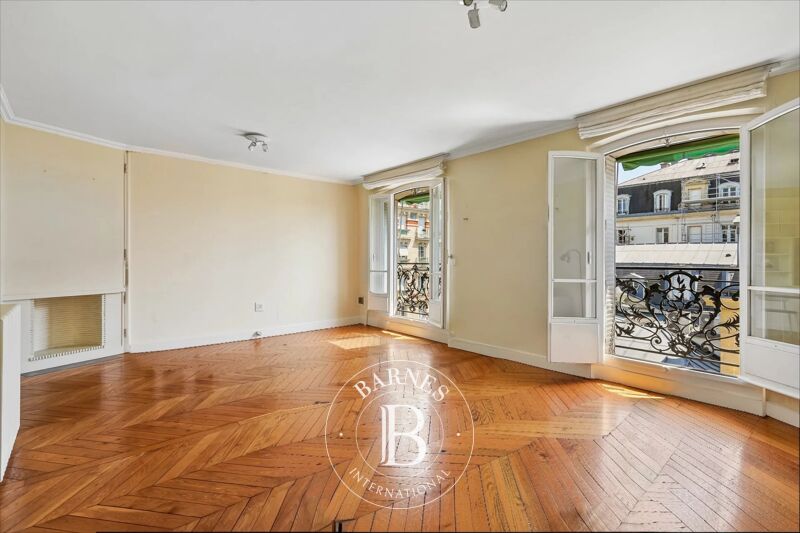 For Sale Apartment | Paris 7ème - picture 2
