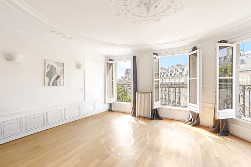 For Sale Apartment | Paris 1er - picture 2