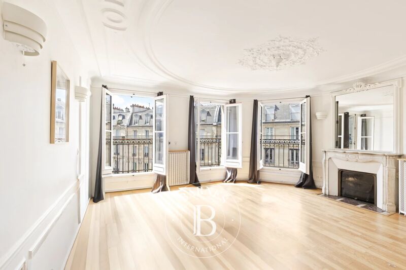 For Sale Apartment | Paris 1er - picture 1