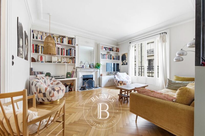 For Sale Apartment | Paris 18ème - picture 1