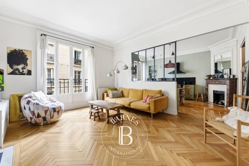 For Sale Apartment | Paris 18ème - picture 3
