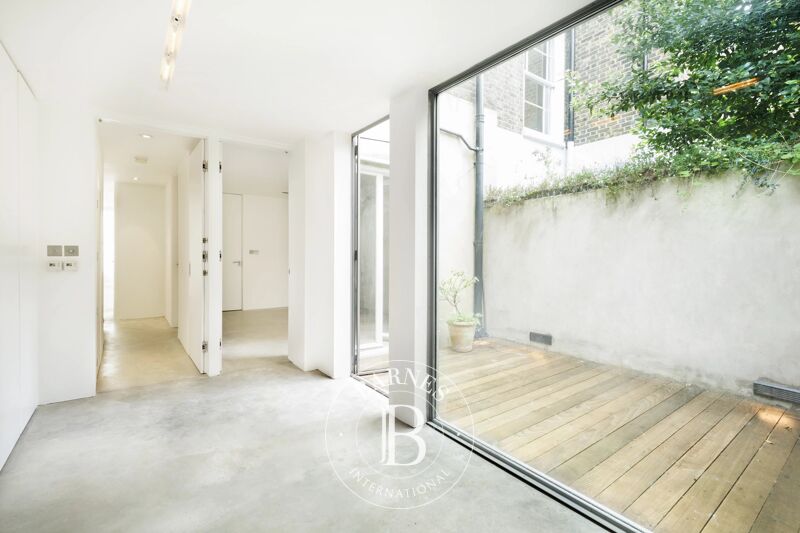 For Rent Apartment | London - picture 3
