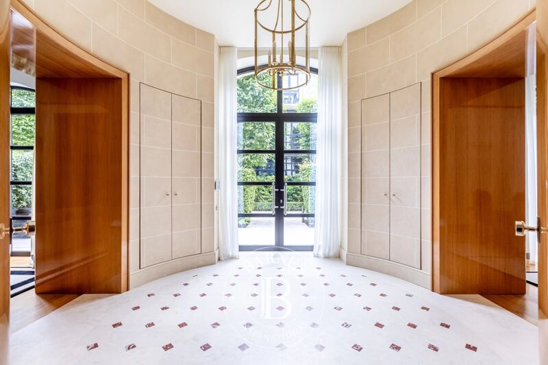 For Sale Apartment | Paris 7ème - picture 2