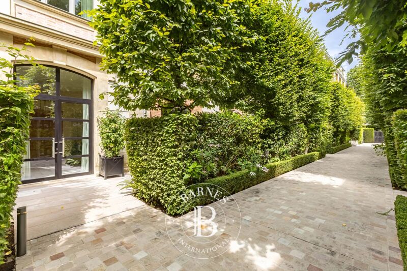 For Sale Apartment | Paris 7ème - picture 1
