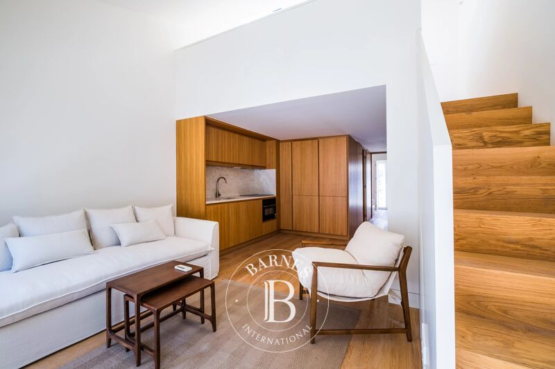 For Rent Apartment | Santo António - picture 3