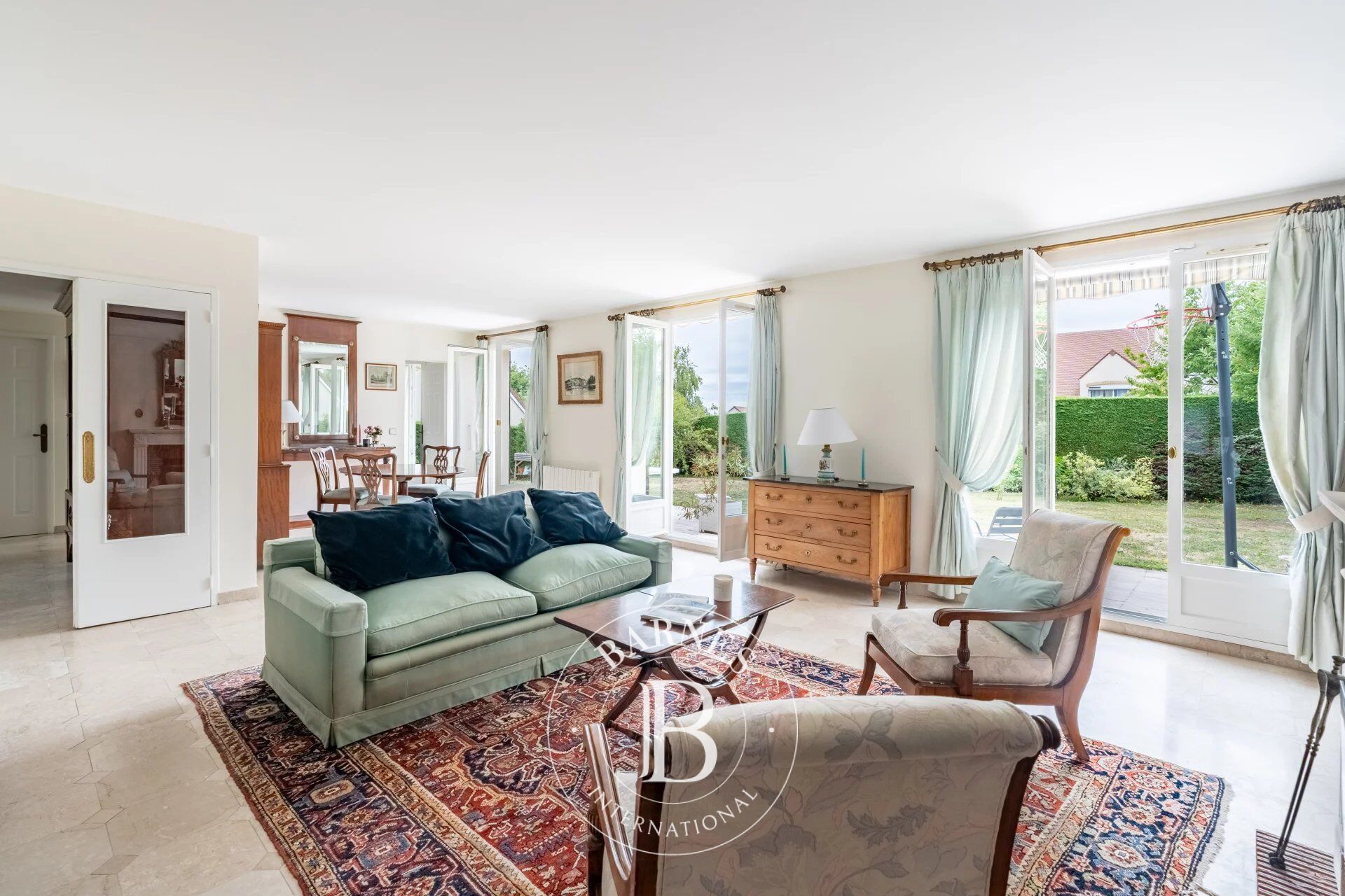 Maison familiale de 186,43 m² habitables avec 5 chambres,  jardin et terrasse - picture 2