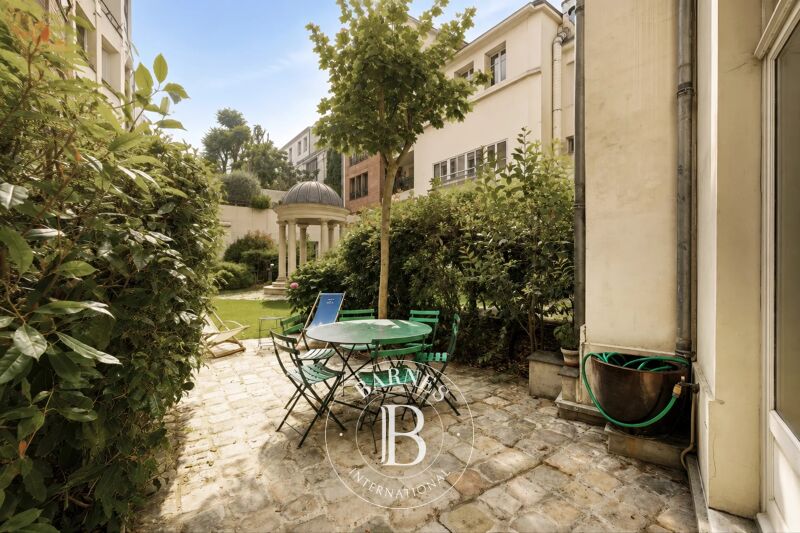For Sale Mansion | Paris 17ème - picture 2