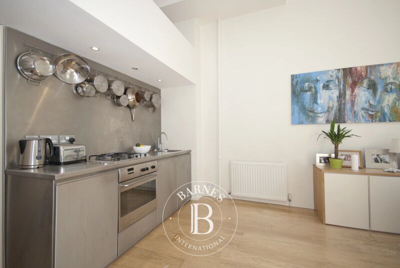 For Rent Apartment | London - picture 3