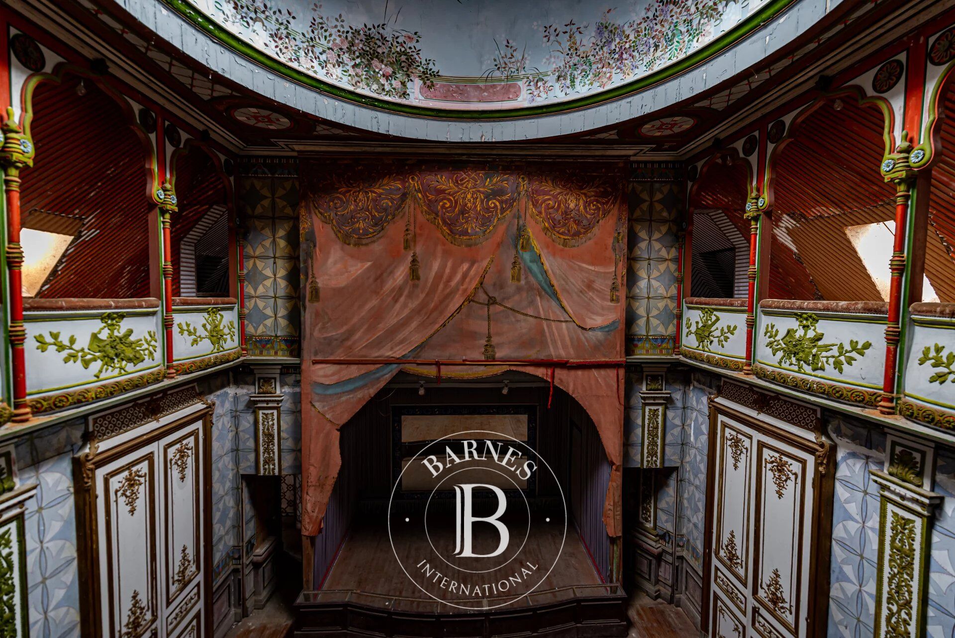 Near Beaune—A true architectural masterpiece of the 19th century - picture 3