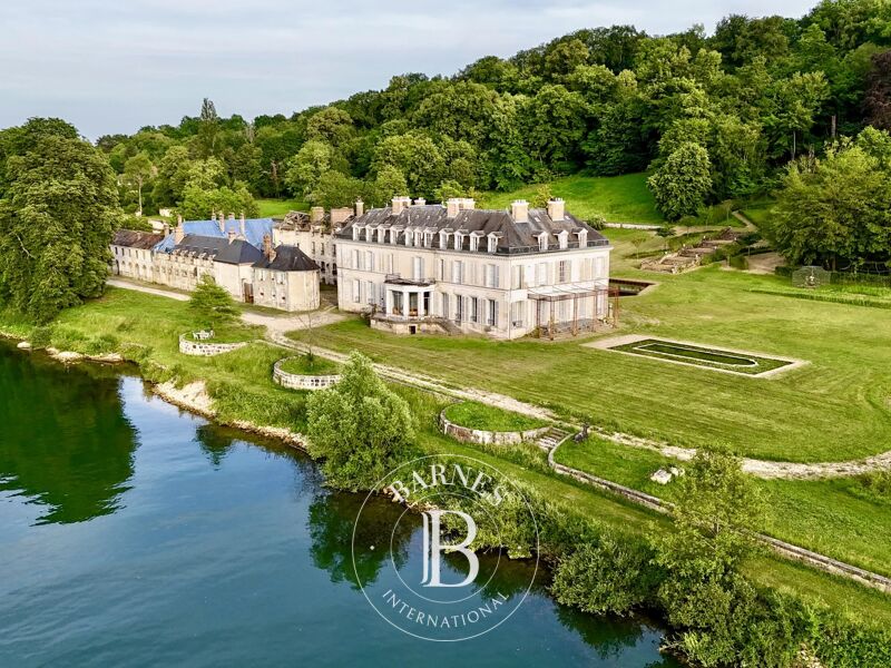 For Sale Castle | Fontainebleau