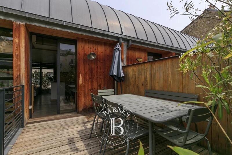 For Rent Townhouse | Suresnes - picture 2
