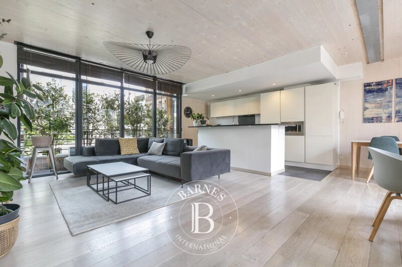 For Rent Townhouse | Suresnes - picture 1