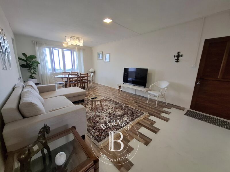For Rent Apartment | Floréal - picture 1