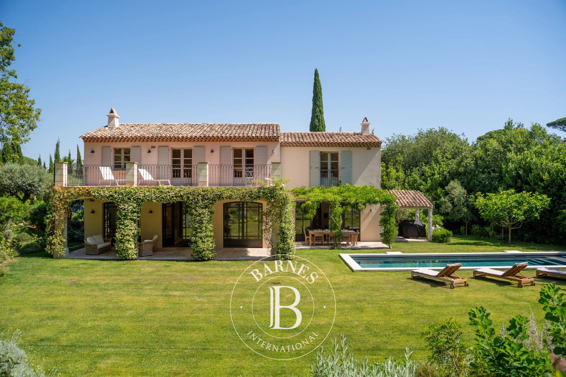 SAINT-TROPEZ – VILLAGE WITHIN WALKING DISTANCE -  TWO-VILLA ESTATE - picture 3