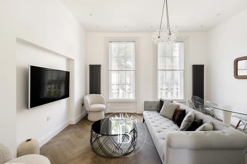 For Rent Apartment | London - picture 1