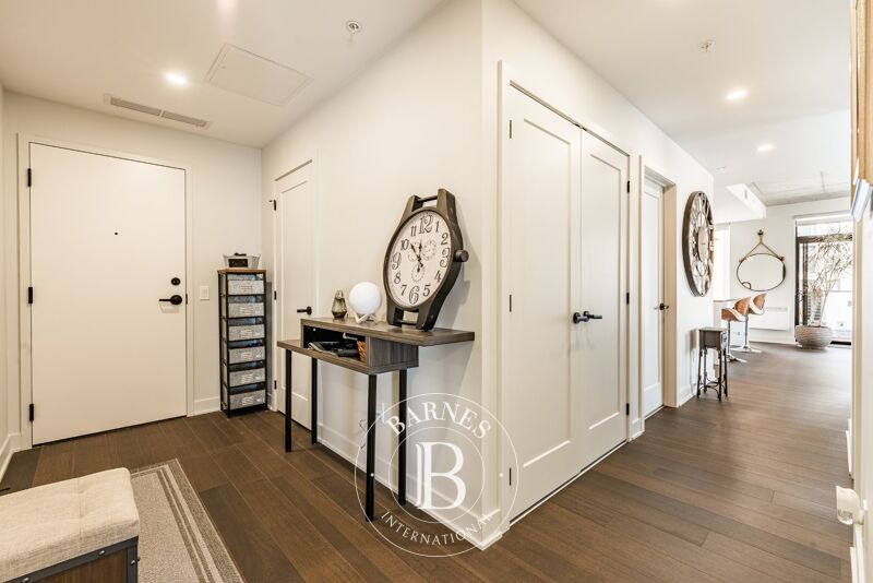 For Sale Apartment | Laval (Chomedey) - picture 2