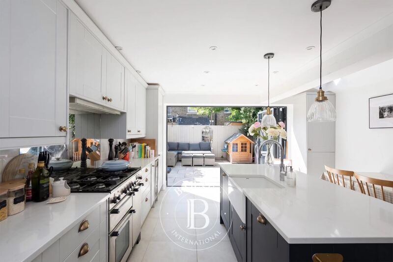 For Rent House | London - picture 1