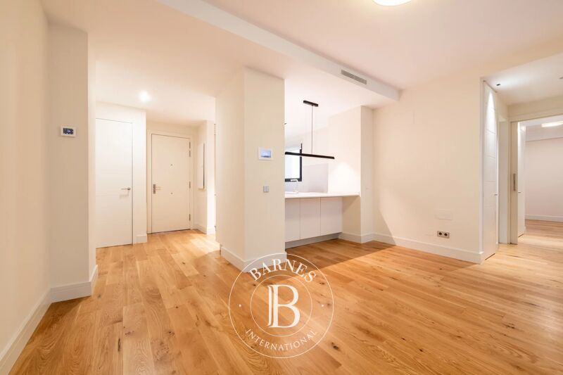 For Sale Apartment | Madrid - picture 3